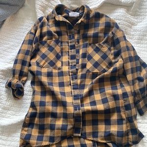 Carly Jean Los Angeles Flannel